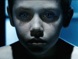 Ethan Cutkosky Fotoğrafı
