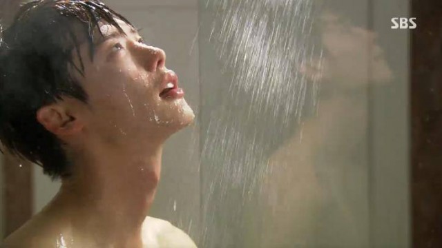 Lee Jong-suk Fotoğrafı