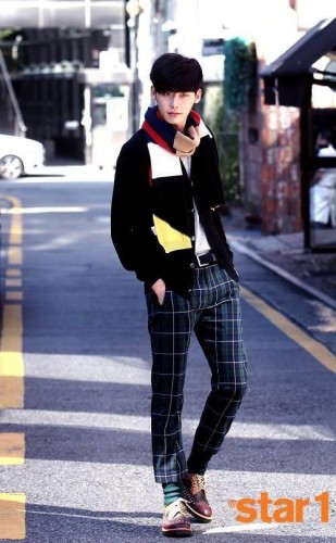 Lee Jong-suk Fotoğrafı