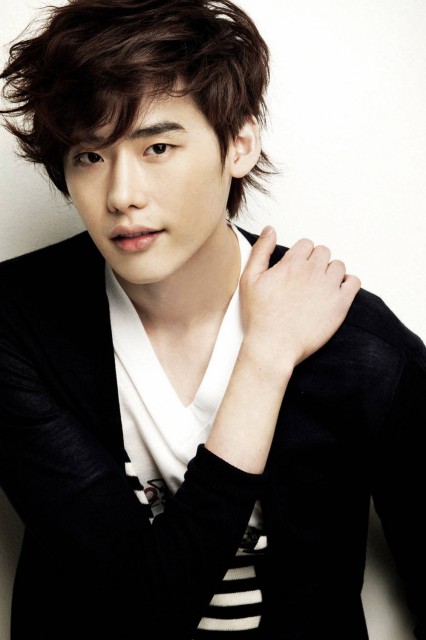Lee Jong-suk Fotoğrafı