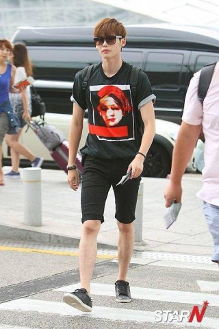 Lee Jong-suk Fotoğrafı