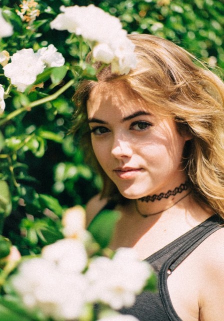 McKaley Miller Fotoğrafı