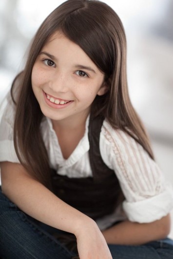 Olivia Steele-Falconer Fotoğrafı