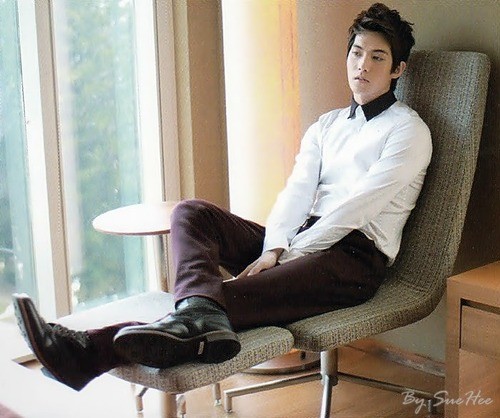 Lee Jong-hyun Fotoğrafı