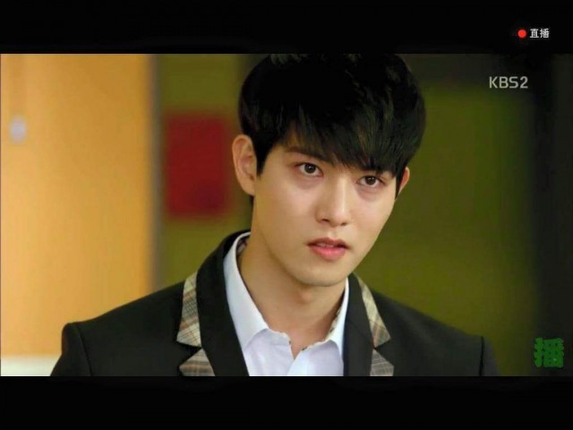 Lee Jong-hyun Fotoğrafı