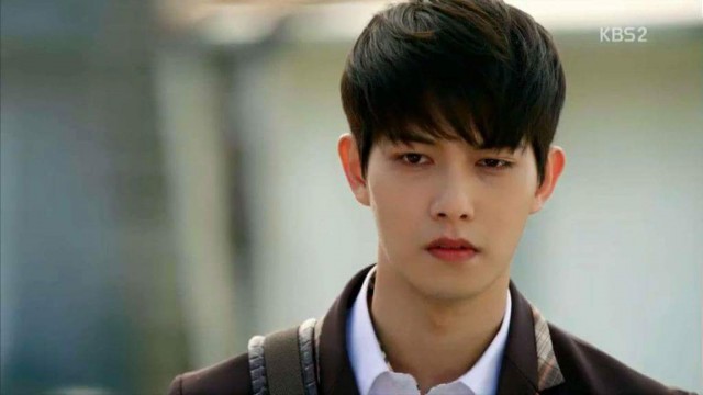 Lee Jong-hyun Fotoğrafı
