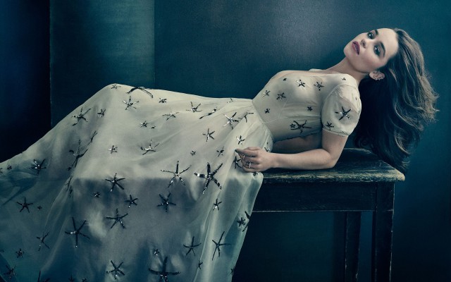 Emilia Clarke Fotoğrafı