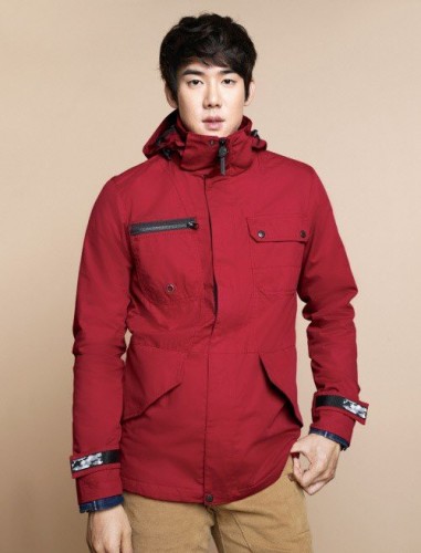 Yoo Yun-suk Fotoğrafı