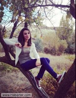 Tuvana Türkay fotoğrafı
