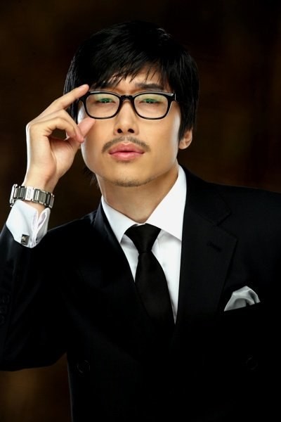 Son Hyeon-woo Fotoğrafı