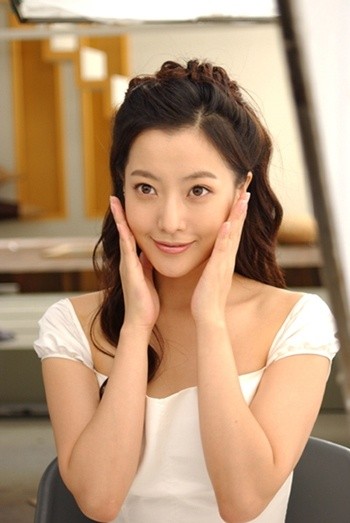Kim Hee-seon Fotoğrafları 30