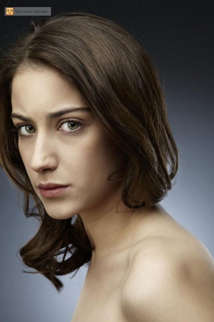 Hazal Kaya Fotoğrafı