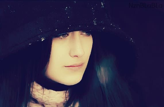 Hazal Kaya Fotoğrafı