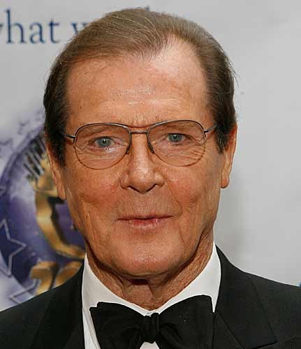 Roger Moore Fotoğrafları 11