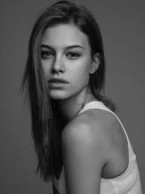 Tiera Skovbye Fotoğrafı