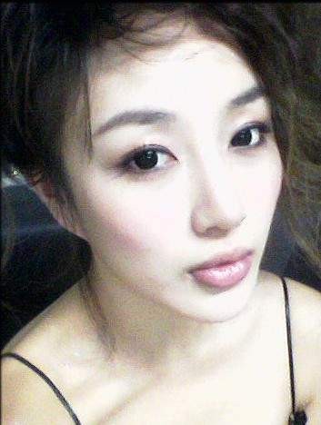 Song-yi Han Fotoğrafı