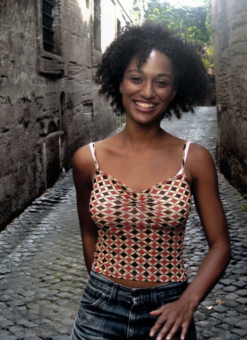 Esther Elisha Fotoğrafı