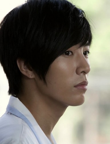 No Min-woo Fotoğrafı