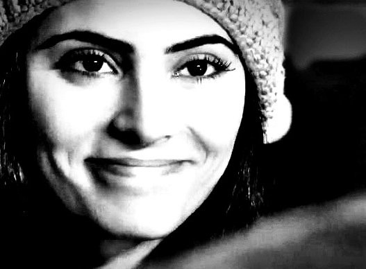 Özge Elif Yeşilyurt Fotoğrafı
