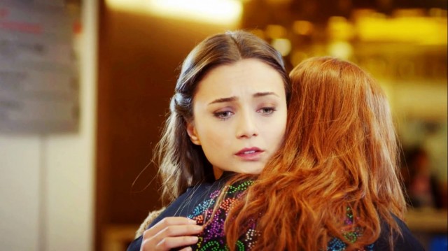 Damla Sönmez Fotoğrafı
