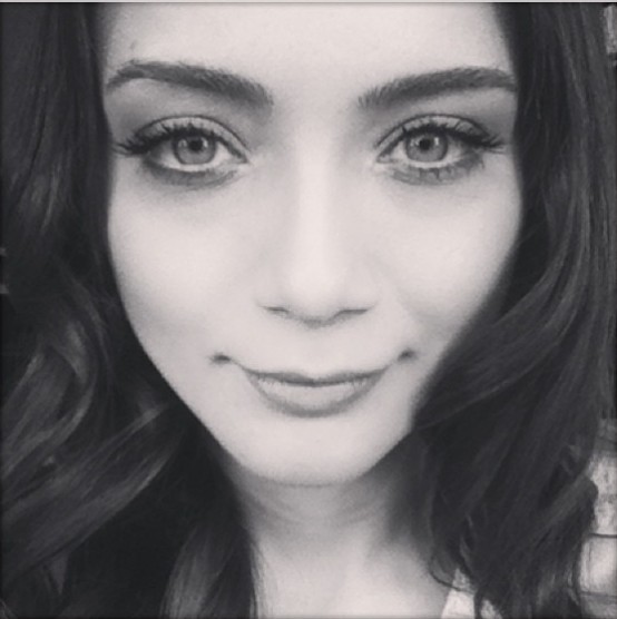 Damla Sönmez Fotoğrafı