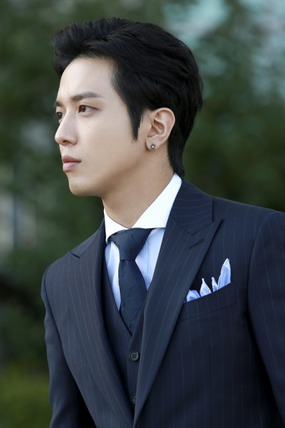 Jung Yong-Hwa Fotoğrafı