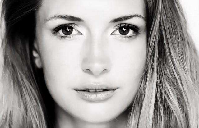 Yasemin Allen Fotoğrafı