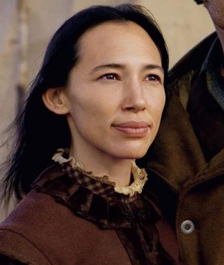 Irene Bedard Fotoğrafları 8