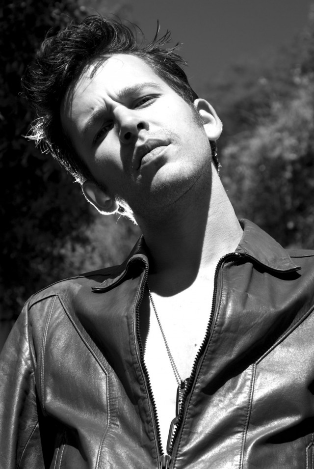 Theo Landey Fotoğrafı