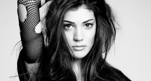 Ivi Adamou Fotoğrafı