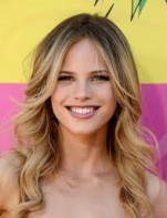 Halston Sage Fotoğrafı