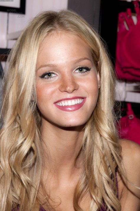 Erin Heatherton Fotoğrafları 15