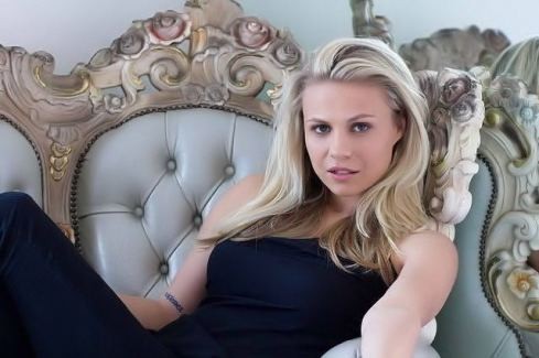 Gabby West Fotoğrafı