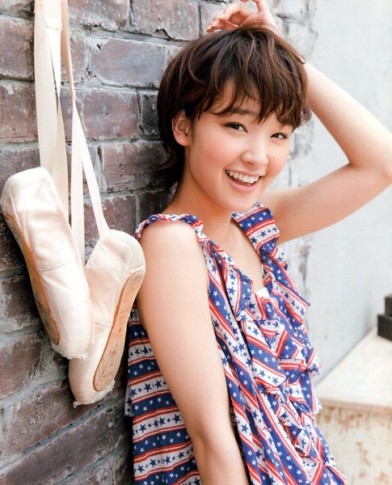 Ayame Gôriki Fotoğrafı