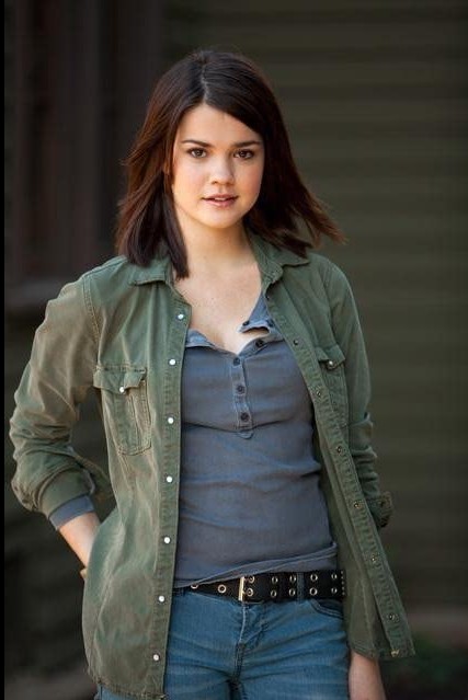 Maia Mitchell Fotoğrafları 21