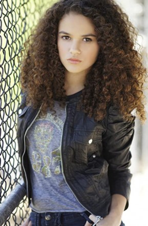 Madison Pettis Fotoğrafları 22