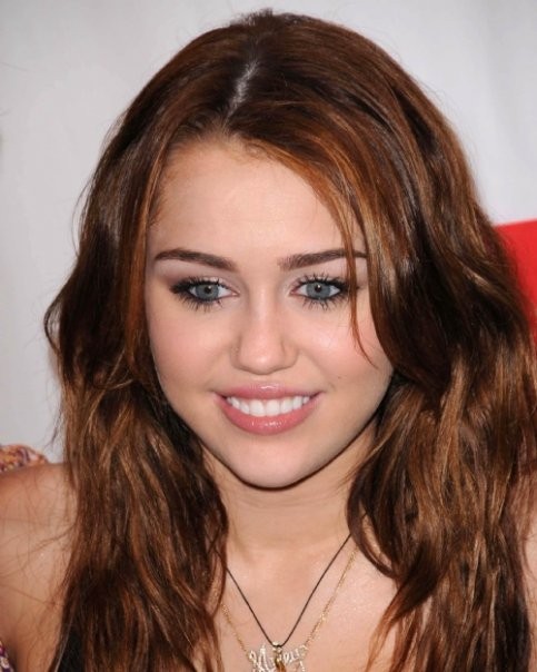 Miley Cyrus Fotoğrafları 750