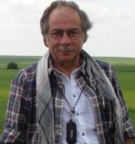 Enis Rıza Fotoğrafı