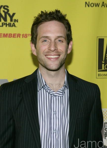 Glenn Howerton Fotoğrafları 1