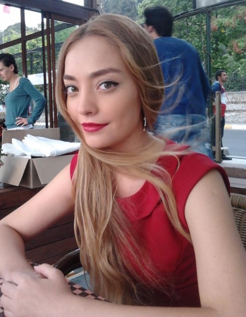 Zeynep Tuğçe Bayat Fotoğrafı