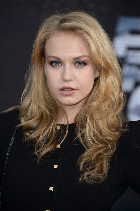 Penelope Mitchell Fotoğrafı