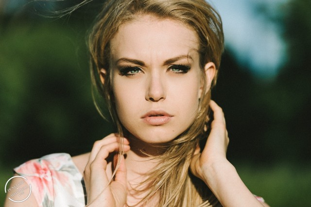 Penelope Mitchell Fotoğrafı