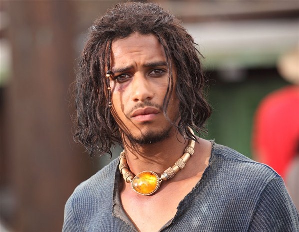 Elliot Knight Fotoğrafları 1