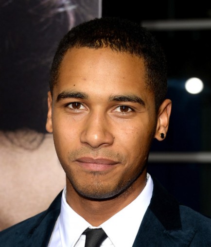 Elliot Knight Fotoğrafları 2