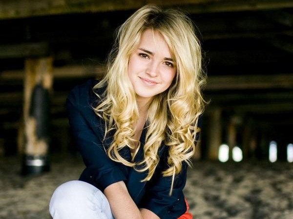 Katelyn Tarver Fotoğrafları 90