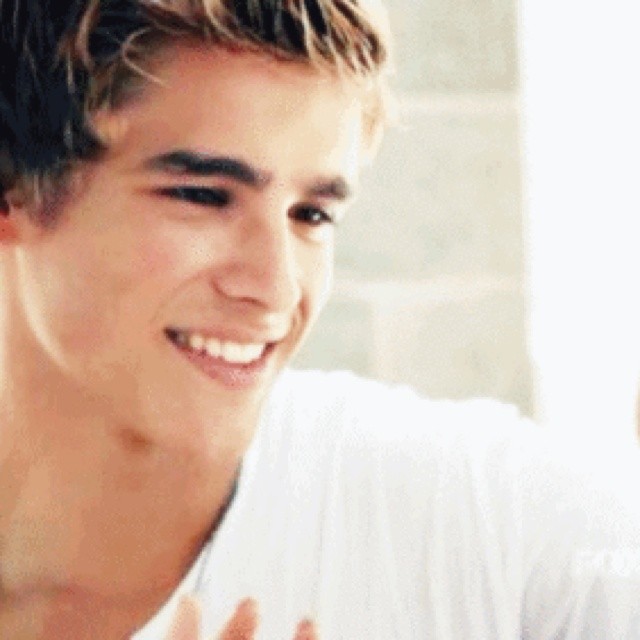 Brenton Thwaites Fotoğrafları 2