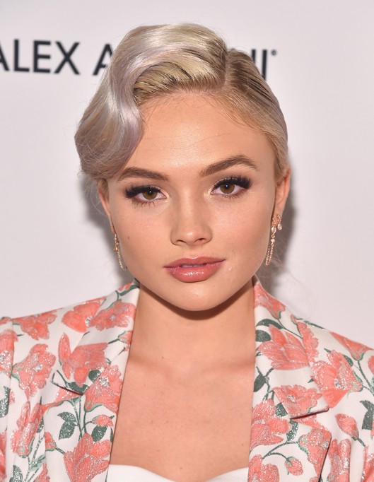 Natalie Alyn Lind Fotoğrafları 26