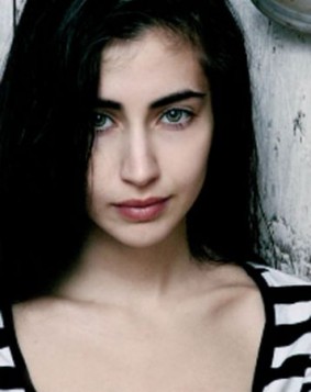 Dilan Gwyn Fotoğrafı