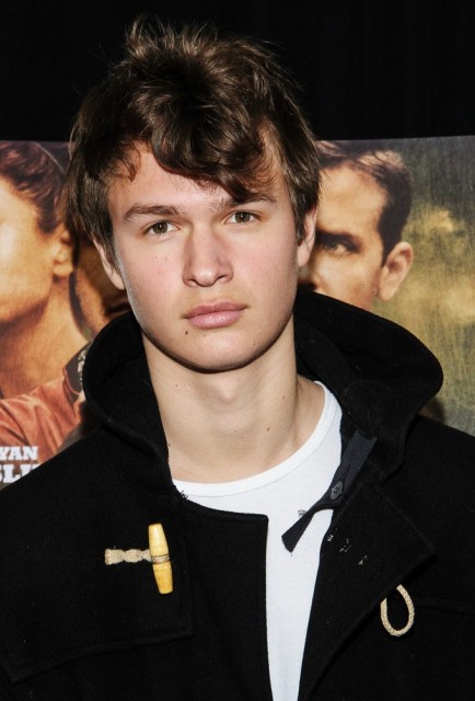 Ansel Elgort Fotoğrafları 7