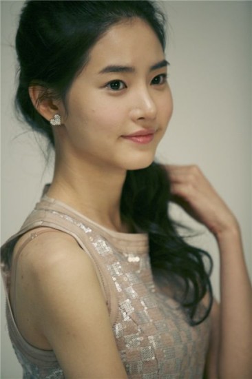 Hwang Seung-eon fotoğrafı